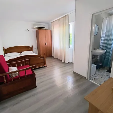Mela Pensiune 3*